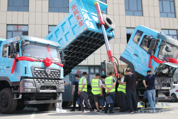東風(fēng)商用車：再獲1000臺(tái)訂單！這次是新能源重卡