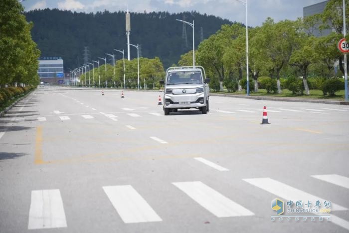 實(shí)測(cè)祥菱V5的“戰(zhàn)斗力”：一車通吃的“增收王”！