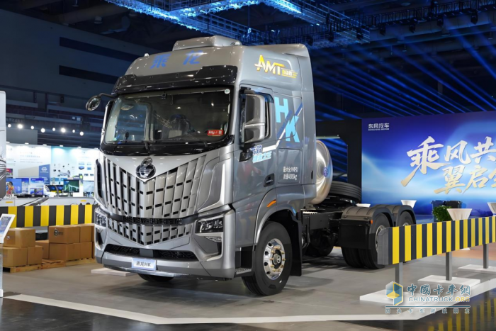 乘龍HK LNG牽引車：干線物流的“創(chuàng)富利器”，省氣、舒適、安全全拿捏！