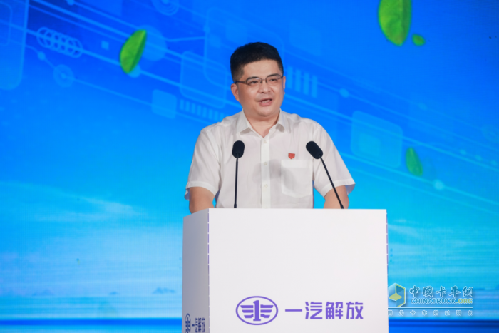 一汽解放鷹途大馬力新品上市，以“芯”動力開啟高端重卡新征程
