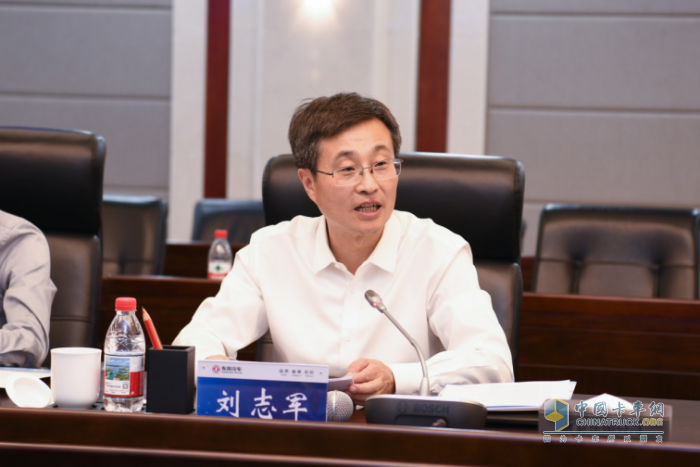 東風股份與湖北省供銷合作總社簽署戰(zhàn)略合作協(xié)議