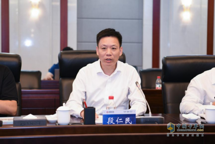 東風股份與湖北省供銷合作總社簽署戰(zhàn)略合作協(xié)議