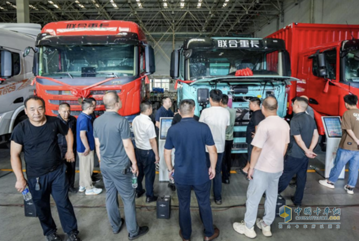 訂單350臺！聯(lián)合重卡金麒麟、電麒麟再現(xiàn)秒罄盛況！