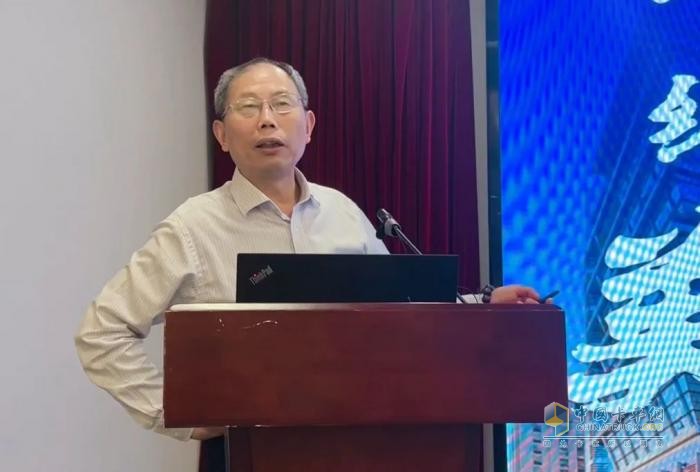 2025液體?；穫}儲安全技術(shù)發(fā)展研討會在南京成功召開