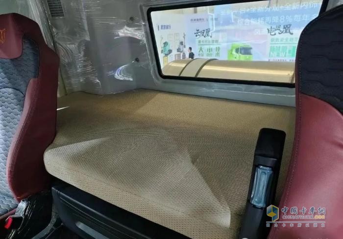 39.99萬元買630馬力燃氣車 還送一臺奇瑞冰淇淋！看奇瑞商用車全新“金鳳凰”重卡