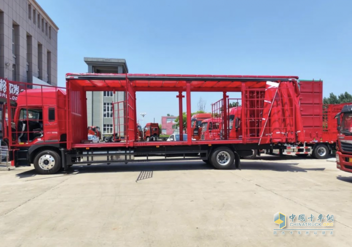 江淮格爾發(fā)9.8米側(cè)簾車：輕拋貨利器！
