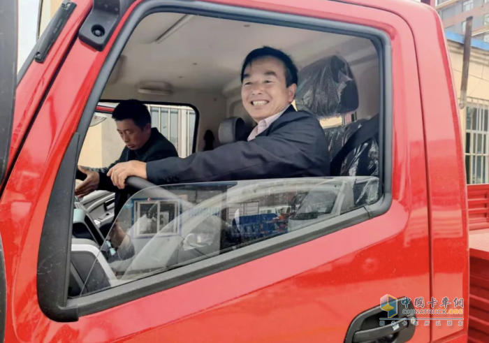 90萬公里鋼印不褪色，老司機的“免檢鐵馬”再戰(zhàn)十五