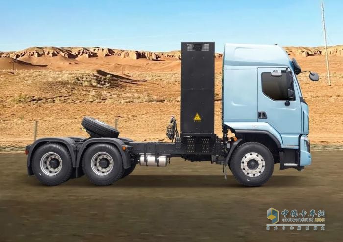 物流人的時(shí)間管理大師：乘龍H5牽引車換電版重新定義高效運(yùn)輸！