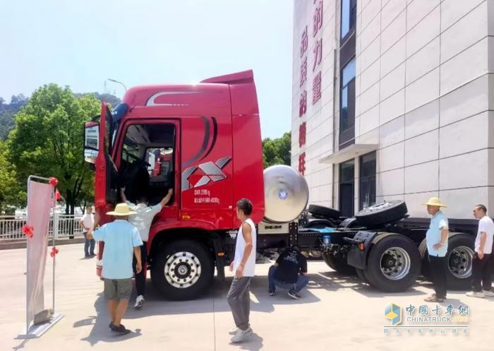東風(fēng)商用車：重慶區(qū)域營銷將士以奔跑姿態(tài)穿越酷暑熱浪