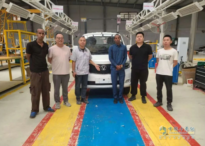 成功汽車埃塞 KD 工廠首車下線，非洲市場戰(zhàn)略布局邁出關(guān)鍵一步！