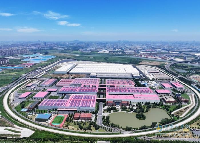 閃耀2025深圳國(guó)際商用車生態(tài)博覽會(huì) 江淮1卡智領(lǐng)綠色物流未來(lái)