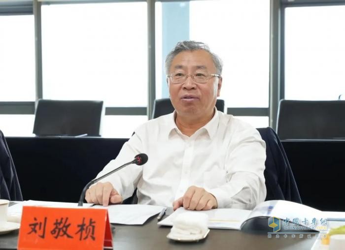 強(qiáng)強(qiáng)聯(lián)合！徐工與中國(guó)物流共建制造供應(yīng)鏈引領(lǐng)示范基地