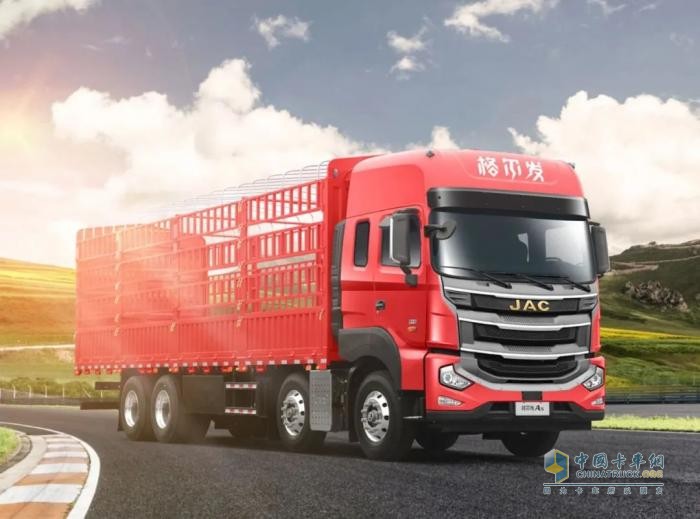 綠通運(yùn)輸包致富！江淮格爾發(fā)8×4載貨車大“鮮”身手！