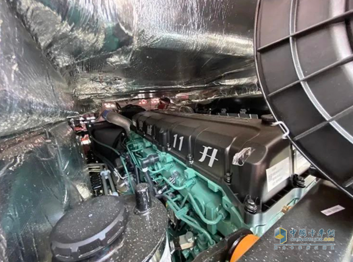 品質(zhì)合規(guī)，上牌無憂！解放青汽JH6 6X2爆破器材車榮耀上市