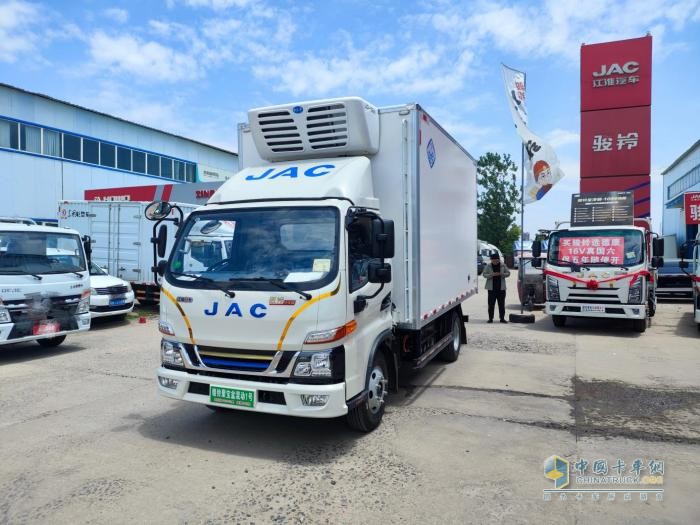 插電混動 混動1號·駿鈴聚寶盆冷藏車為破解行業(yè)痛點而來！