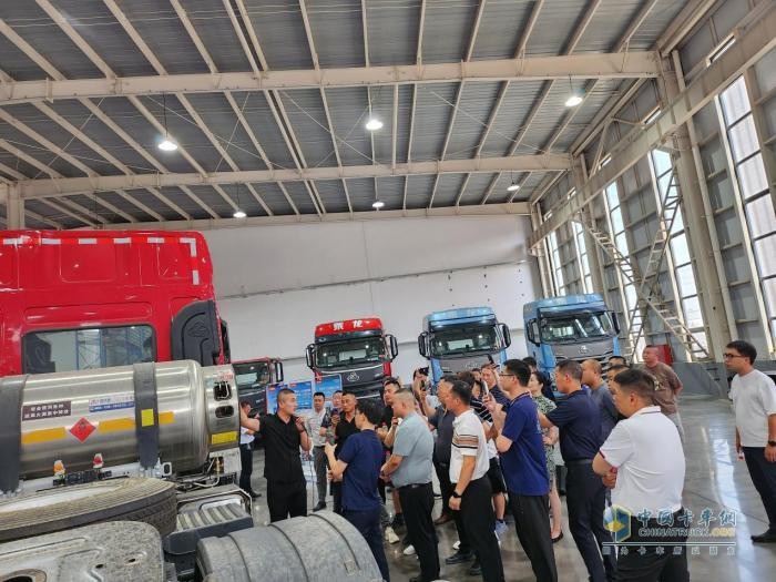 向5.1萬臺沖刺，東風柳汽乘龍2023年半年經銷商會召開！