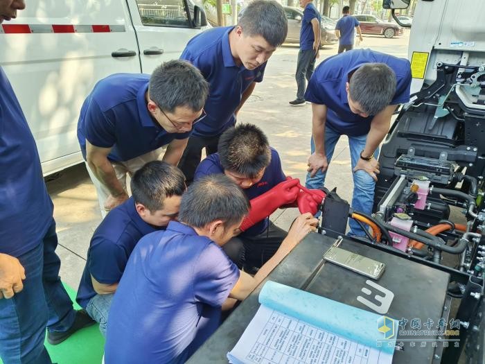 保障用戶”新”需求 江淮1卡提升服務(wù)能力為新能源用戶保駕護(hù)航！