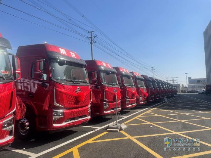 乘龍H5V LNG 玉柴540上市即熱銷，河北單場訂單破百