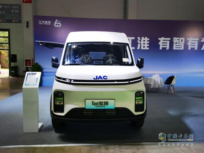 江淮1卡：城配神車Van寶路