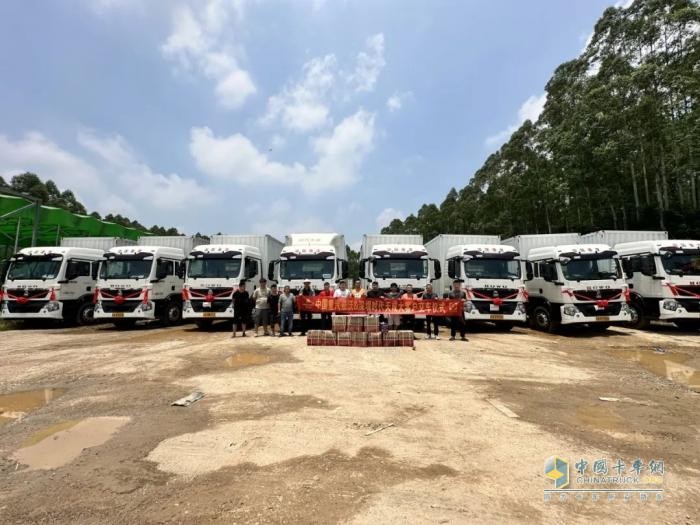 豪沃重卡八月交車盛典，榮耀此刻共鑒！