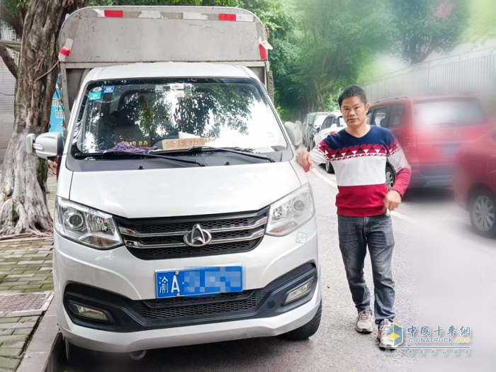 10年長安新豹車主，換車依舊選擇長安跨越！