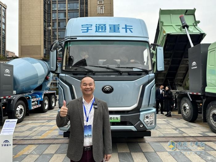 半年采購3批 明年聯(lián)合增購100臺宇通重卡 源強(qiáng)運(yùn)輸堅(jiān)定選擇宇通