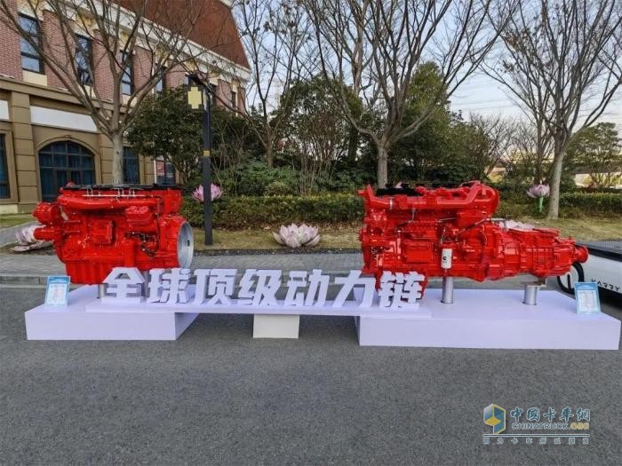 全新姿態(tài)抱團作戰(zhàn)！聯(lián)合重卡主動擁抱第三次商用車能源革命！