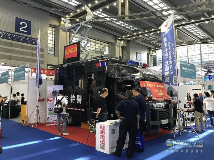 森源鴻馬無人機指揮車：應(yīng)急與安防領(lǐng)域的智慧中樞