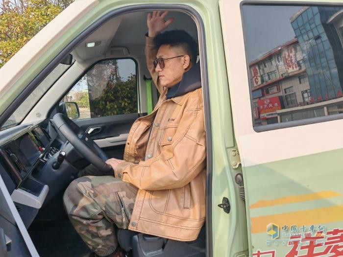 大塊頭的“移動方艙” 祥菱Q雙排小貨車空間體驗紀(jì)實
