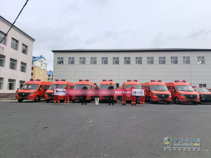 交車！圖雅諾森防運(yùn)兵車開(kāi)啟森林防火新征程