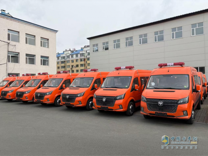交車！圖雅諾森防運(yùn)兵車開(kāi)啟森林防火新征程