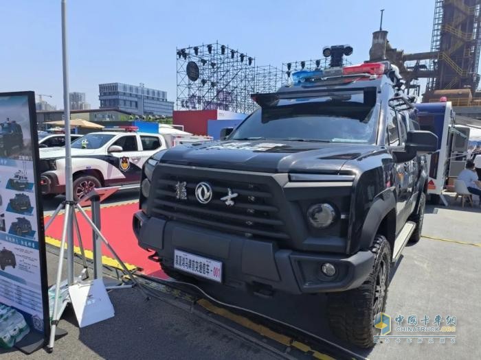 森源鴻馬閃耀第十二屆警用裝備博覽會：詮釋“移動通信指揮車平臺智能制造者”實力