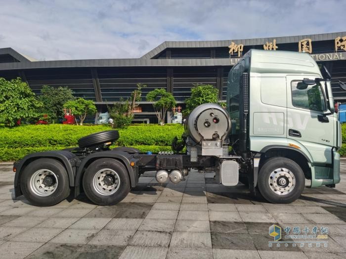 國四置換至高省11萬！乘龍H5V創(chuàng)富版LNG牽引車重磅來襲