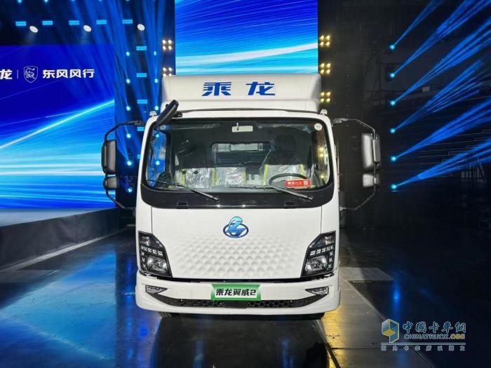 充電快、拉得多、跑得遠(yuǎn)！乘龍翼威2電動(dòng)輕卡太能賺！