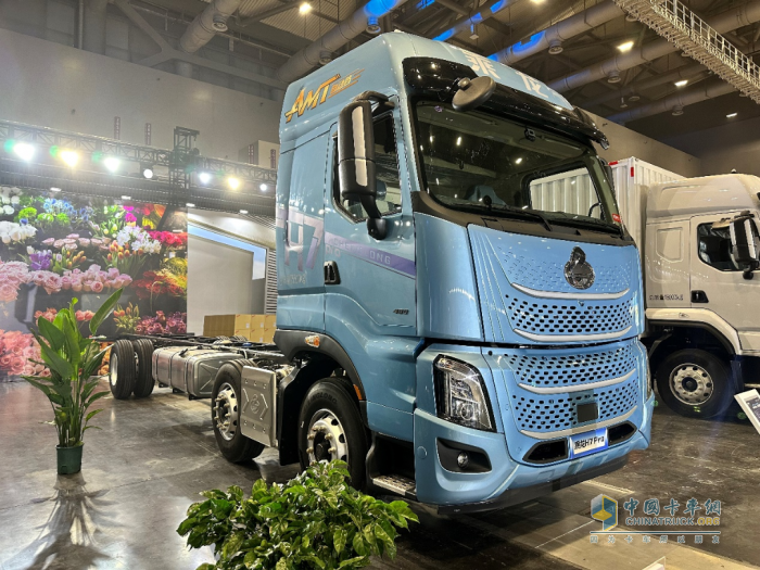 單趟多拉800公斤！乘龍H7 Pro 6×2 冷藏車助你領(lǐng)“鮮”冷鏈！