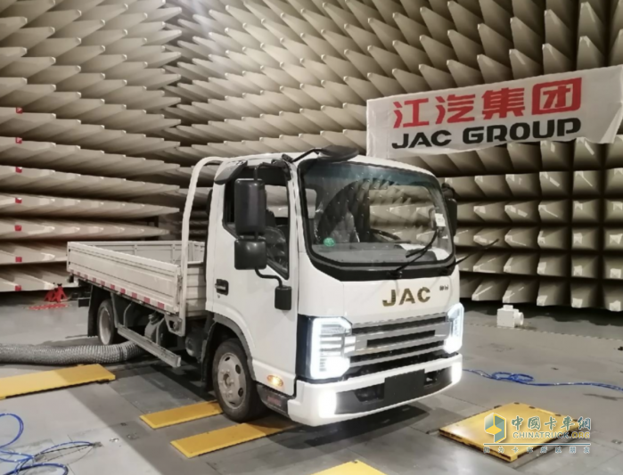 推動(dòng)制造業(yè)可靠性提升，江淮1卡打造底盤更好的高端智能卡車