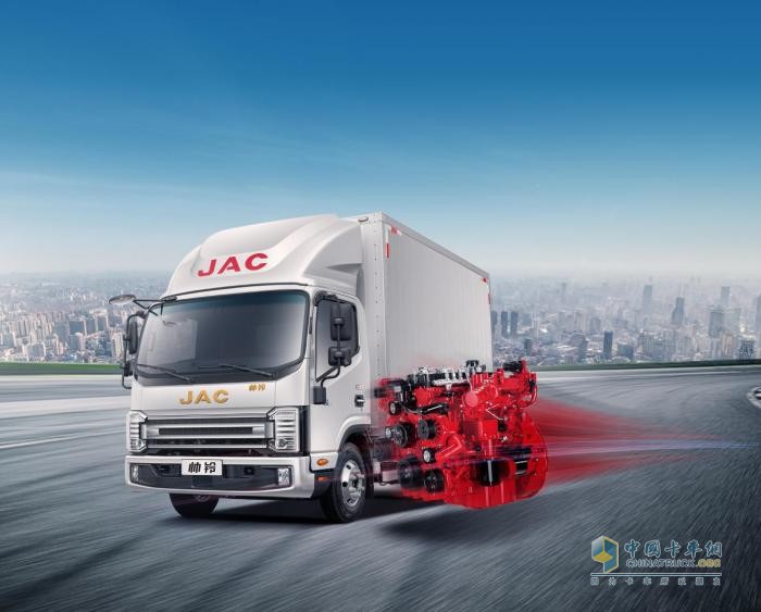 特價(jià)車、0利息、2000元油卡，江淮1卡超級(jí)會(huì)員日豪禮相送助創(chuàng)富