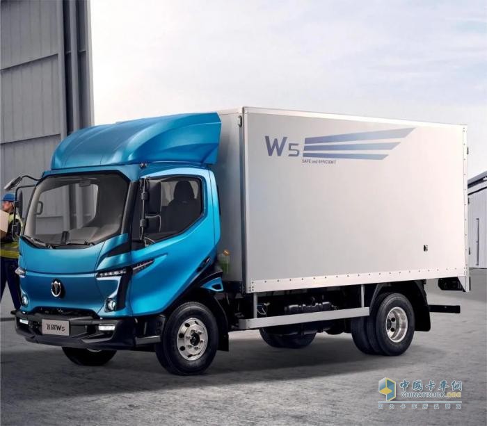 中秋在哪過(guò)？飛碟W5讓卡車司機(jī)自己選！