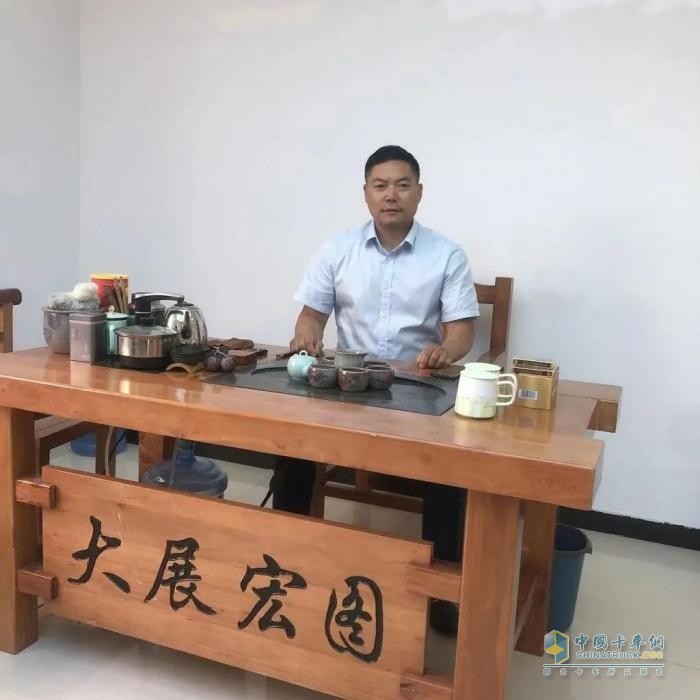 再增購20輛！星洲運(yùn)力葉總直呼買晚了，聯(lián)合重卡究竟有何魔力？
