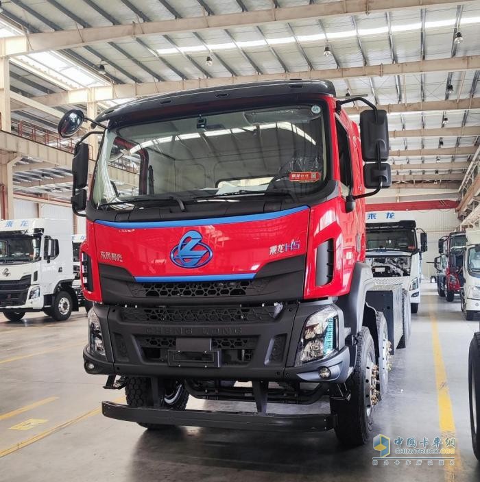 乘龍600度電H5 8X4純電自卸車(chē)