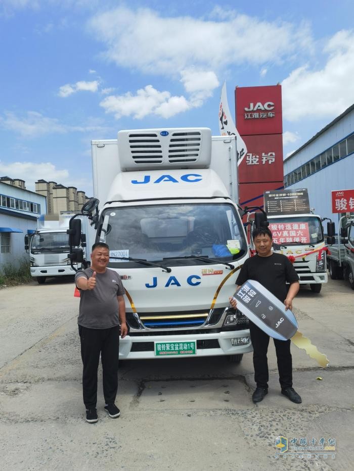 插電混動 混動1號·駿鈴聚寶盆冷藏車為破解行業(yè)痛點而來！