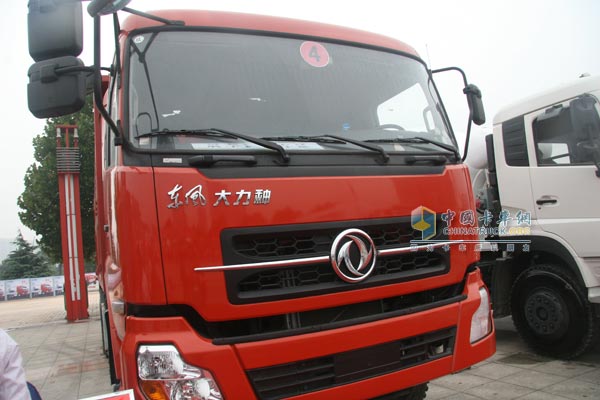 東風大力神自卸車