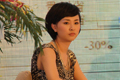 央視財經(jīng)頻道主持人歐陽志薇主持會議