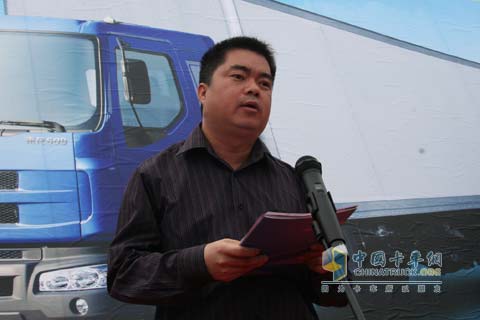 乘龍609現(xiàn)場(chǎng)交車(chē)儀式