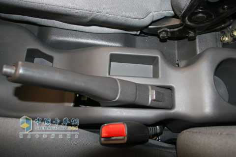 2010北京車(chē)展南京依維柯躍進(jìn)世博版內(nèi)飾