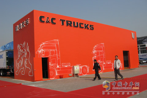 2010北京車(chē)展集瑞重工展館外景