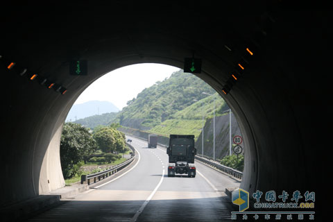 北奔重卡V3巡展結束寧波站至福州站途中