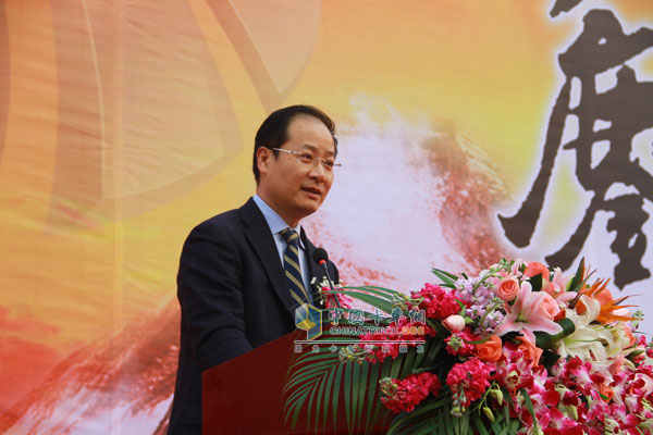 上汽依維柯紅巖首屆維修技能比武擂臺賽現(xiàn)場領導發(fā)言