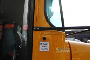[上海車展]納威司達(dá)攜經(jīng)典長(zhǎng)頭車與校車參展上海車展