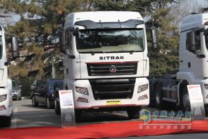 中國(guó)重汽 SITRAK C7H 320馬力 4*2 牽引車(chē)